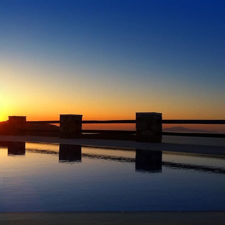 Aeri Aparthotel Folegandros Town ภายนอก รูปภาพ